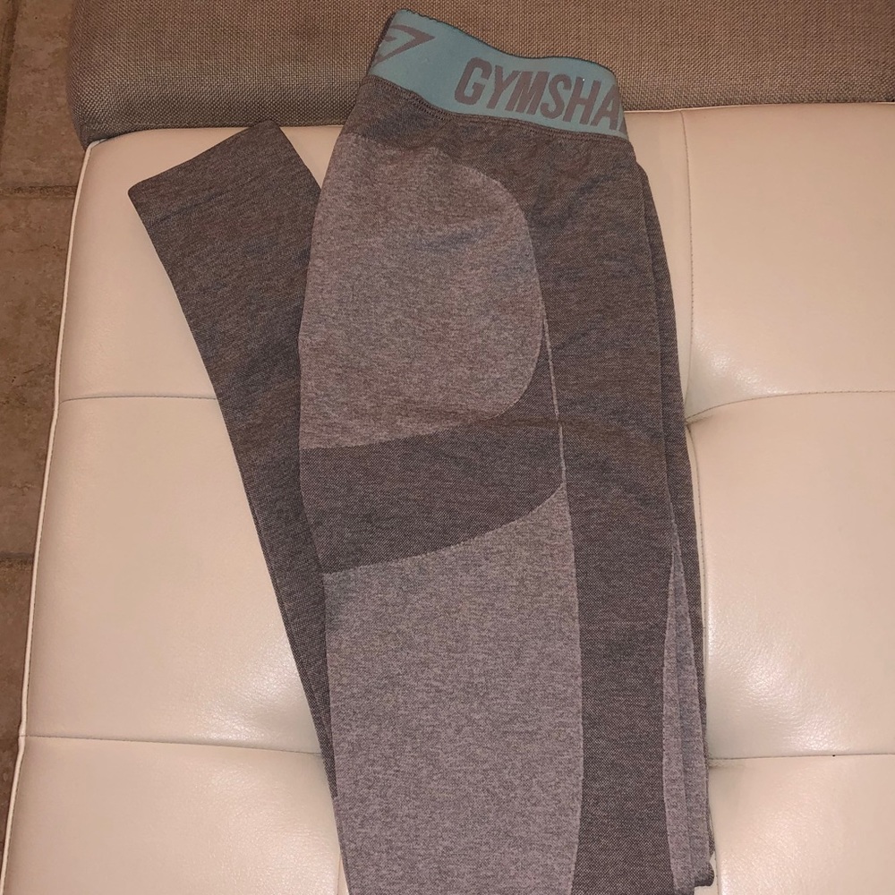 gymshark light grey & blue flex leggings
